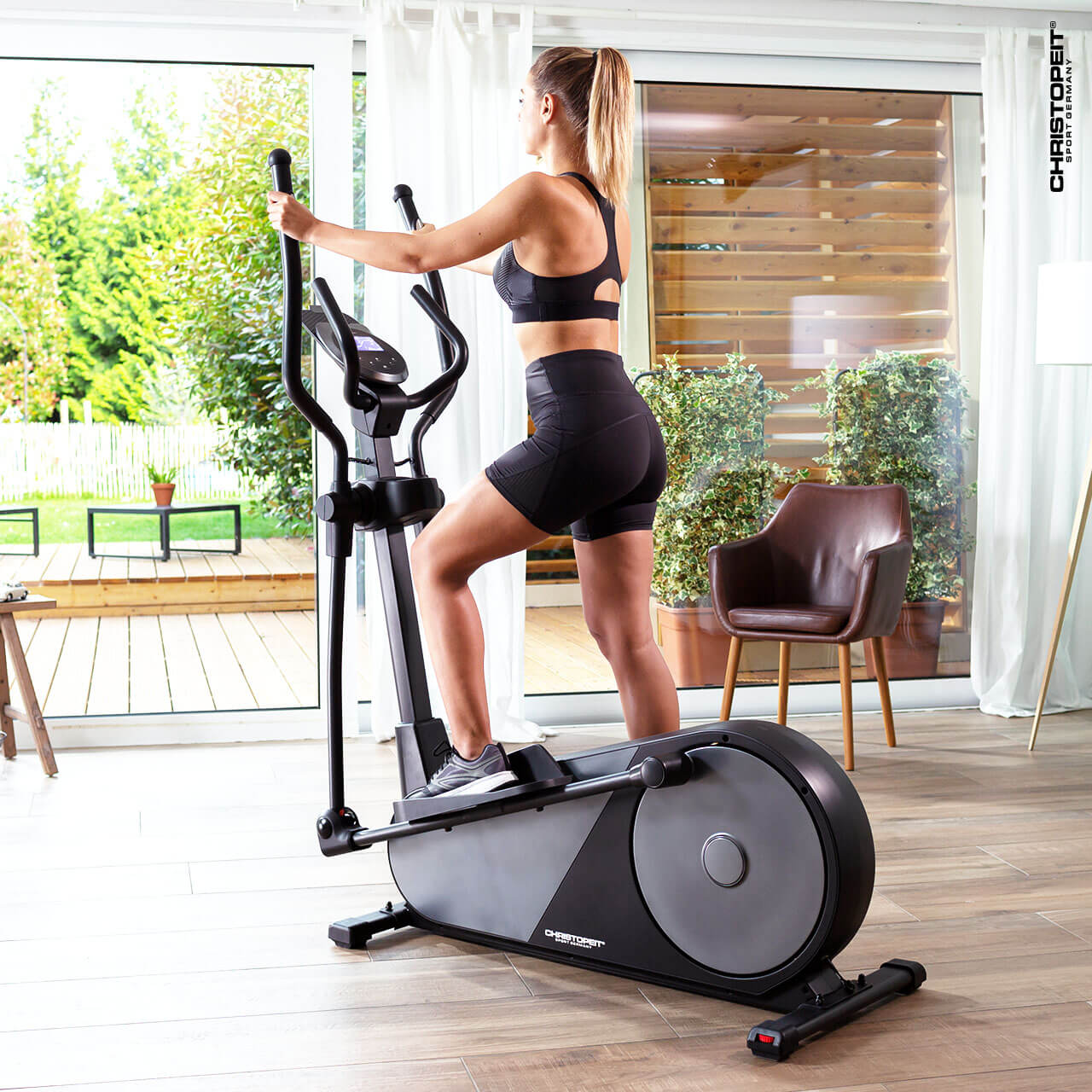 Crosstrainer-Ergometer EL 8000 inkl. Pulsgurt Crosstrainer-Ergometer EL 8000 inkl. Pulsgurt