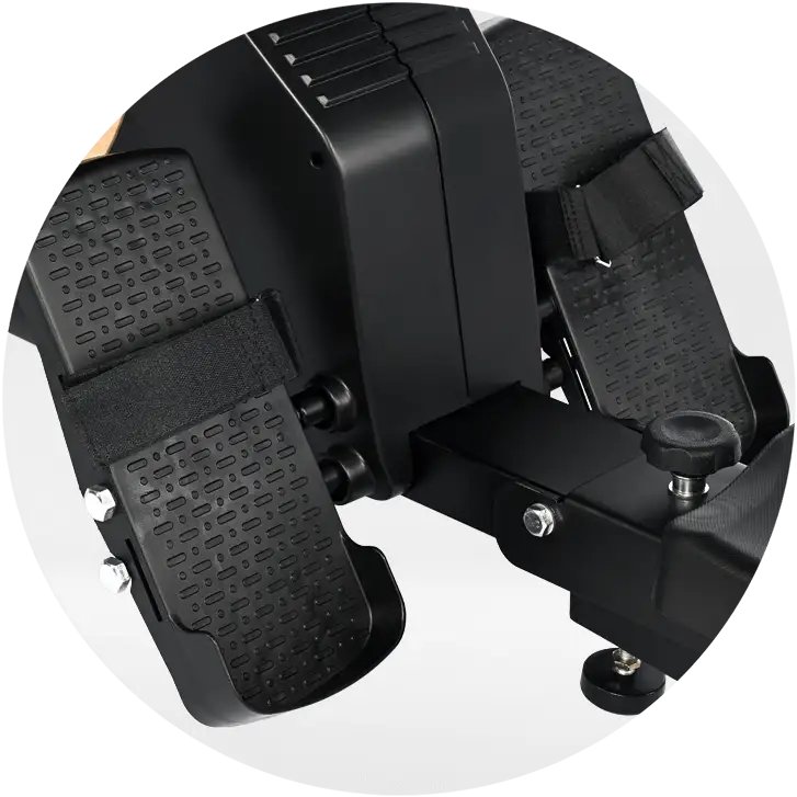 Ruderzugmaschine Vico: Fußschalen mit Sicherungsband